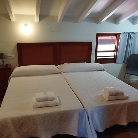 Hostal Bordillas Помалуэнго Экстерьер фото
